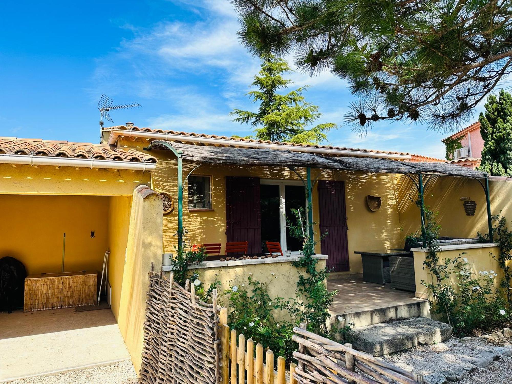 La Pitchoune : Gite Aux Pieds Des Alpilles มูริแยส ภายนอก รูปภาพ